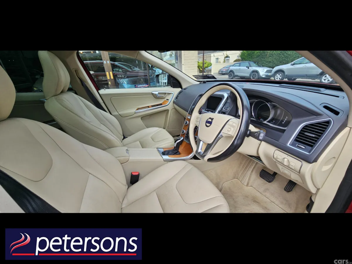 Volvo XC60 Estate, Diesel, 2017, Red