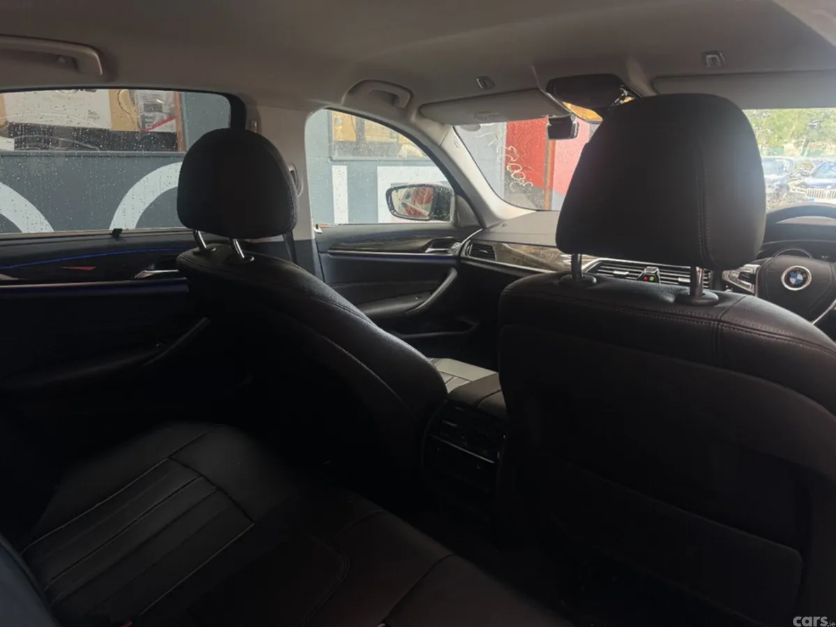 BMW 5-Series Saloon, Petrol, 2018, Black