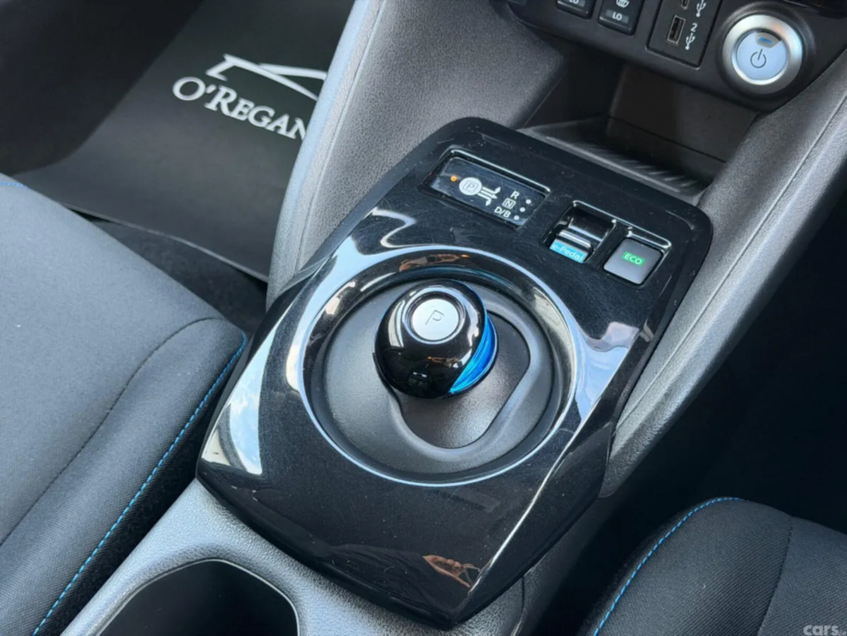 Nissan Leaf Hatchback, Electric, 2024, Black