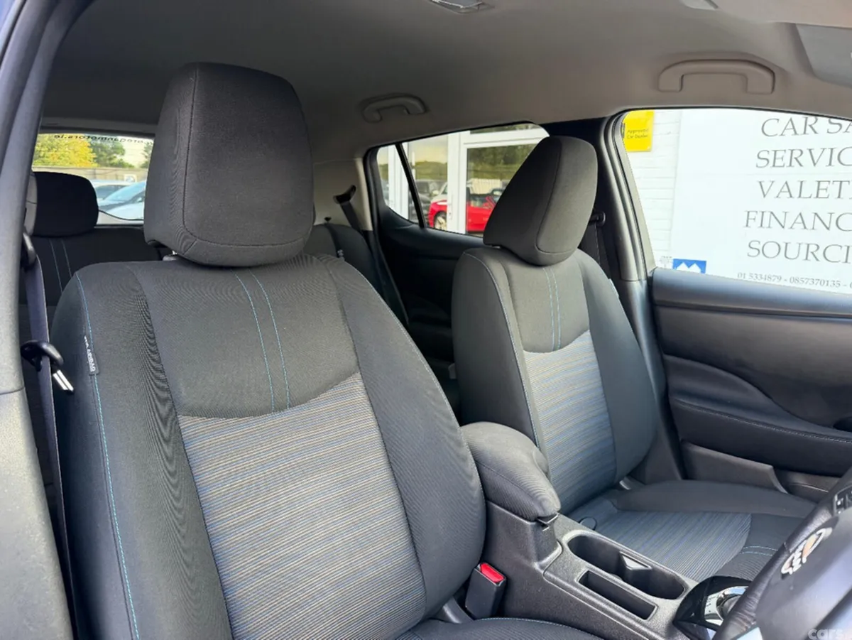 Nissan Leaf Hatchback, Electric, 2024, Black