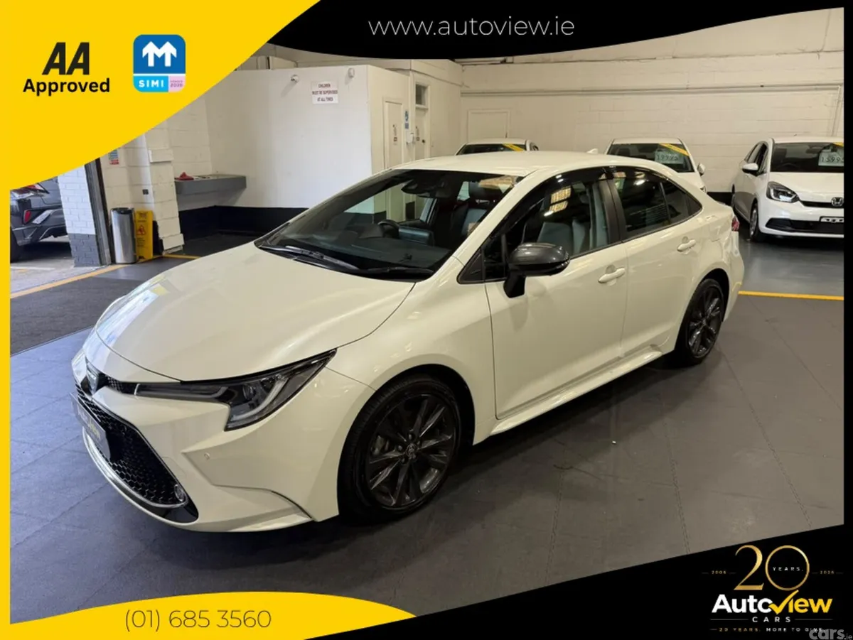 Toyota Corolla Saloon, Petrol Hybrid, 2023, White