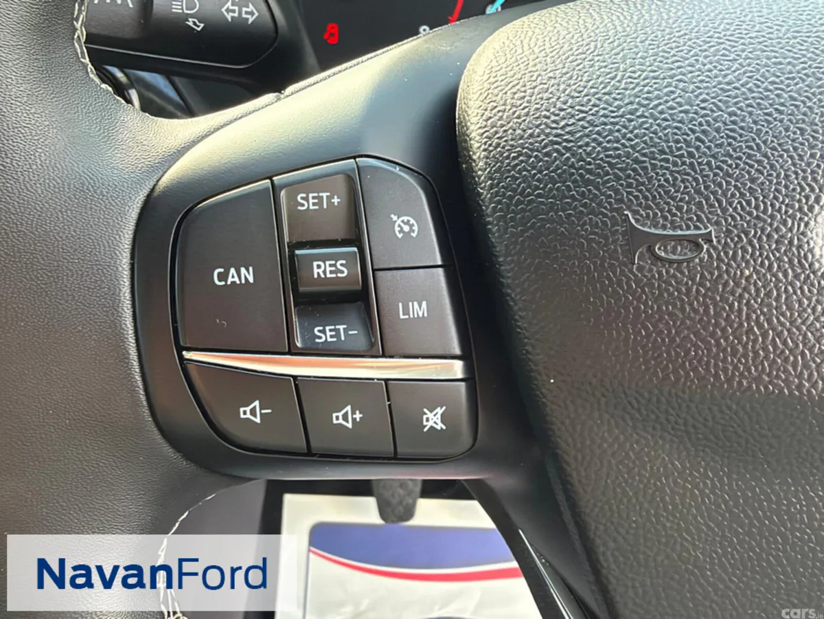 Ford Puma SUV, Petrol Hybrid, 2023, Silver