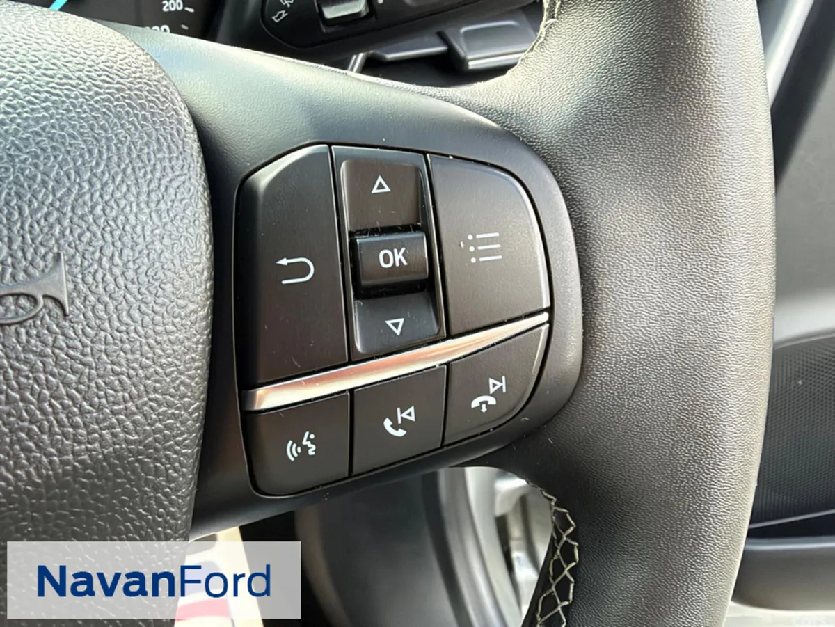 Ford Puma SUV, Petrol Hybrid, 2023, Silver