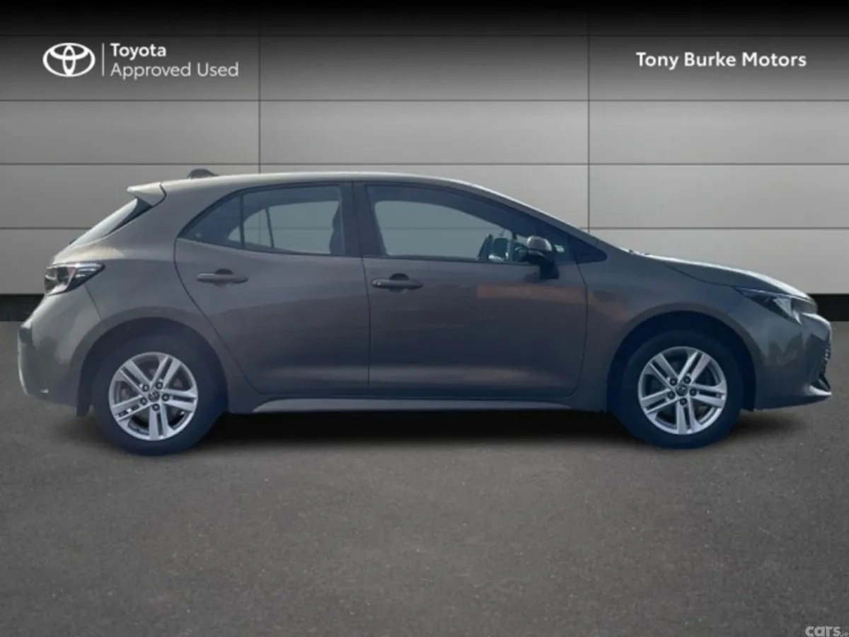 Toyota Corolla Hatchback, Petrol, 2020, Brown