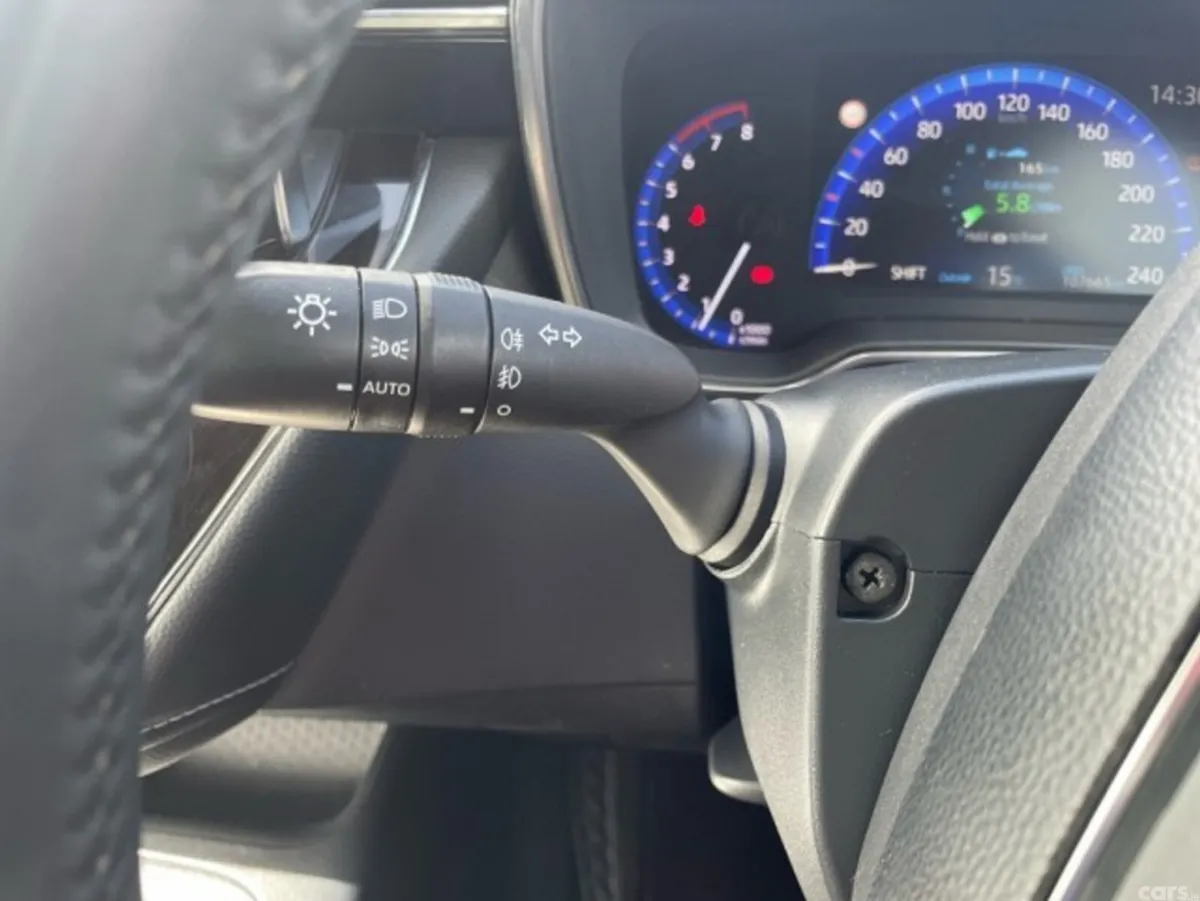 Toyota Corolla Hatchback, Petrol, 2020, Brown
