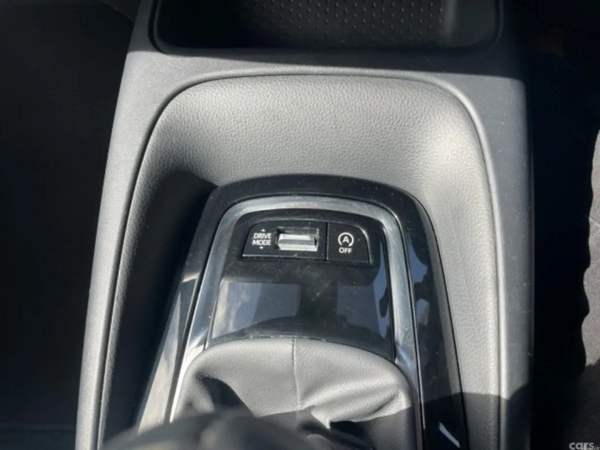Toyota Corolla Hatchback, Petrol, 2020, Brown