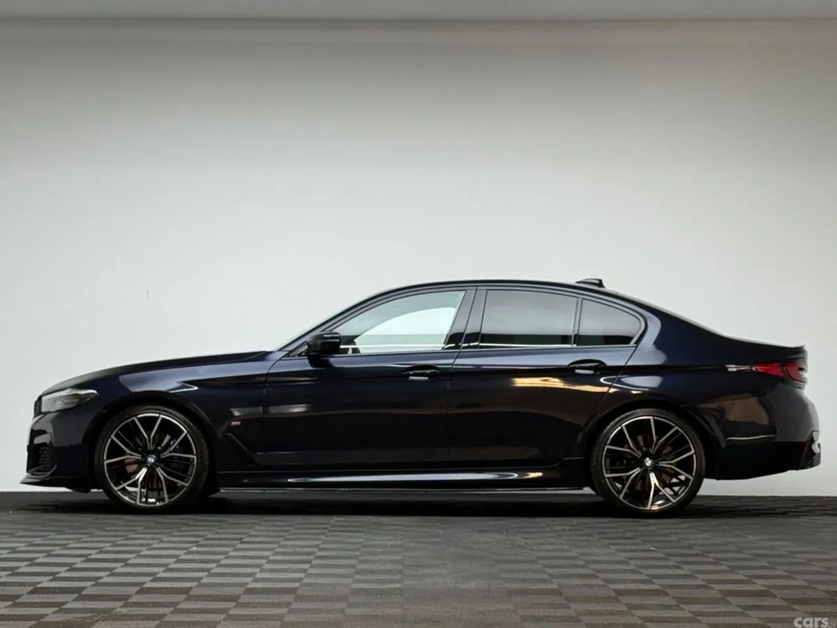 BMW 5-Series Saloon, Diesel, 2022, Black