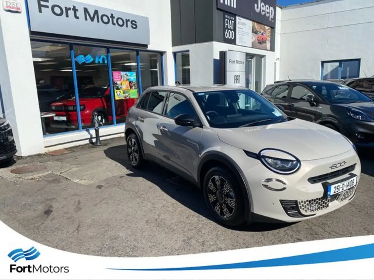 Fiat 600 Hatchback, Petrol, 2025, Grey