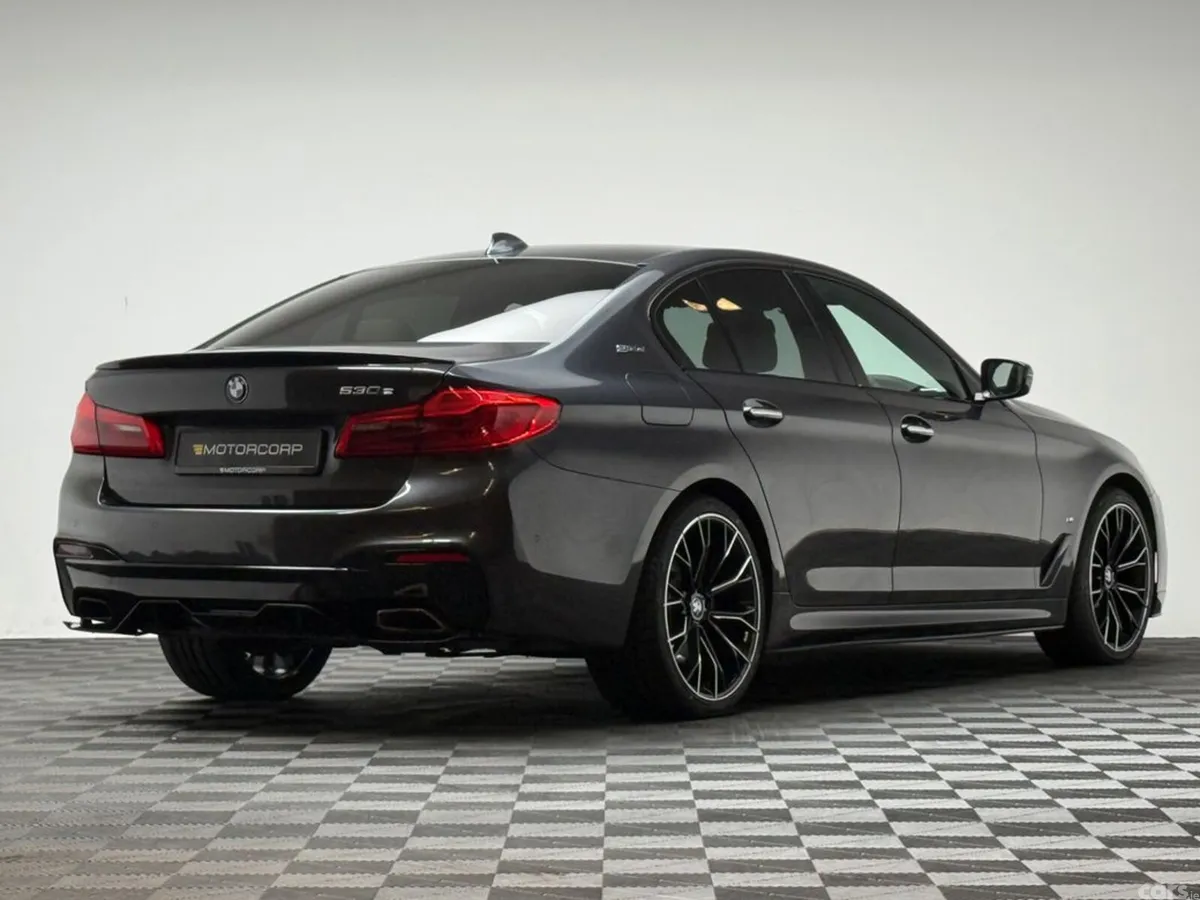 BMW 5-Series Saloon, Petrol Plug-in Hybrid, 2018, Grey