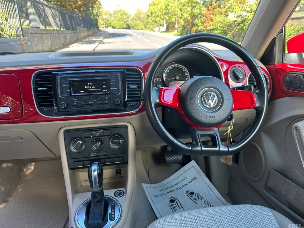 Volkswagen Beetle Hatchback, Petrol, 2013, Red