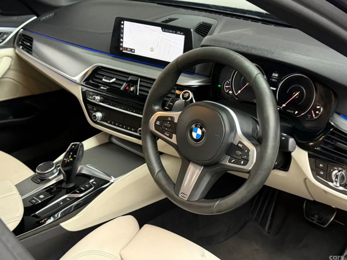 BMW 5-Series Saloon, Petrol Plug-in Hybrid, 2018, Grey