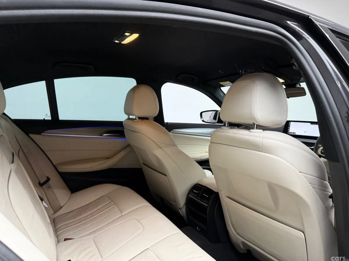 BMW 5-Series Saloon, Petrol Plug-in Hybrid, 2018, Grey