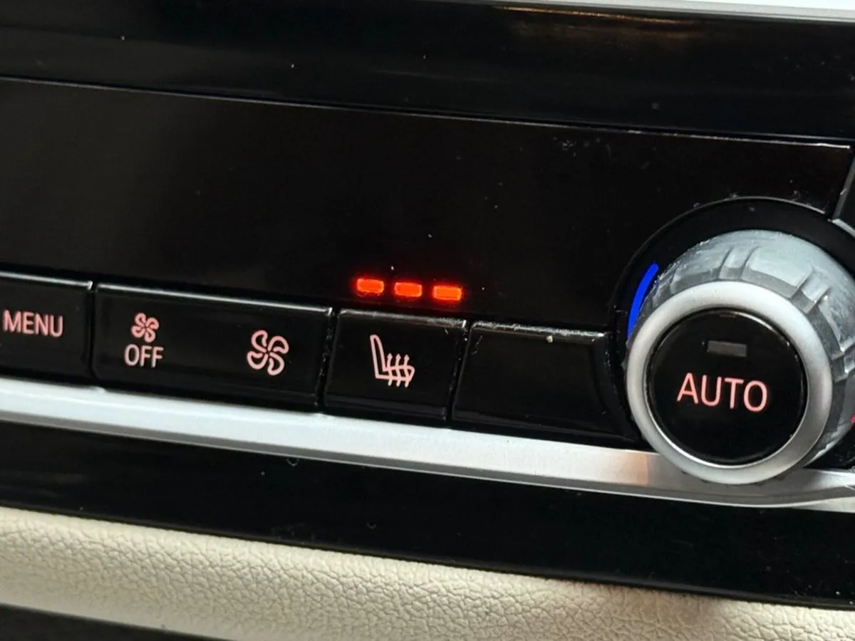 BMW 5-Series Saloon, Petrol Plug-in Hybrid, 2018, Grey