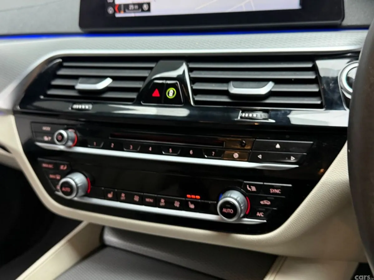 BMW 5-Series Saloon, Petrol Plug-in Hybrid, 2018, Grey