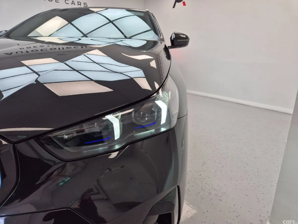BMW 5-Series Estate, Petrol Plug-in Hybrid, 2025, Black