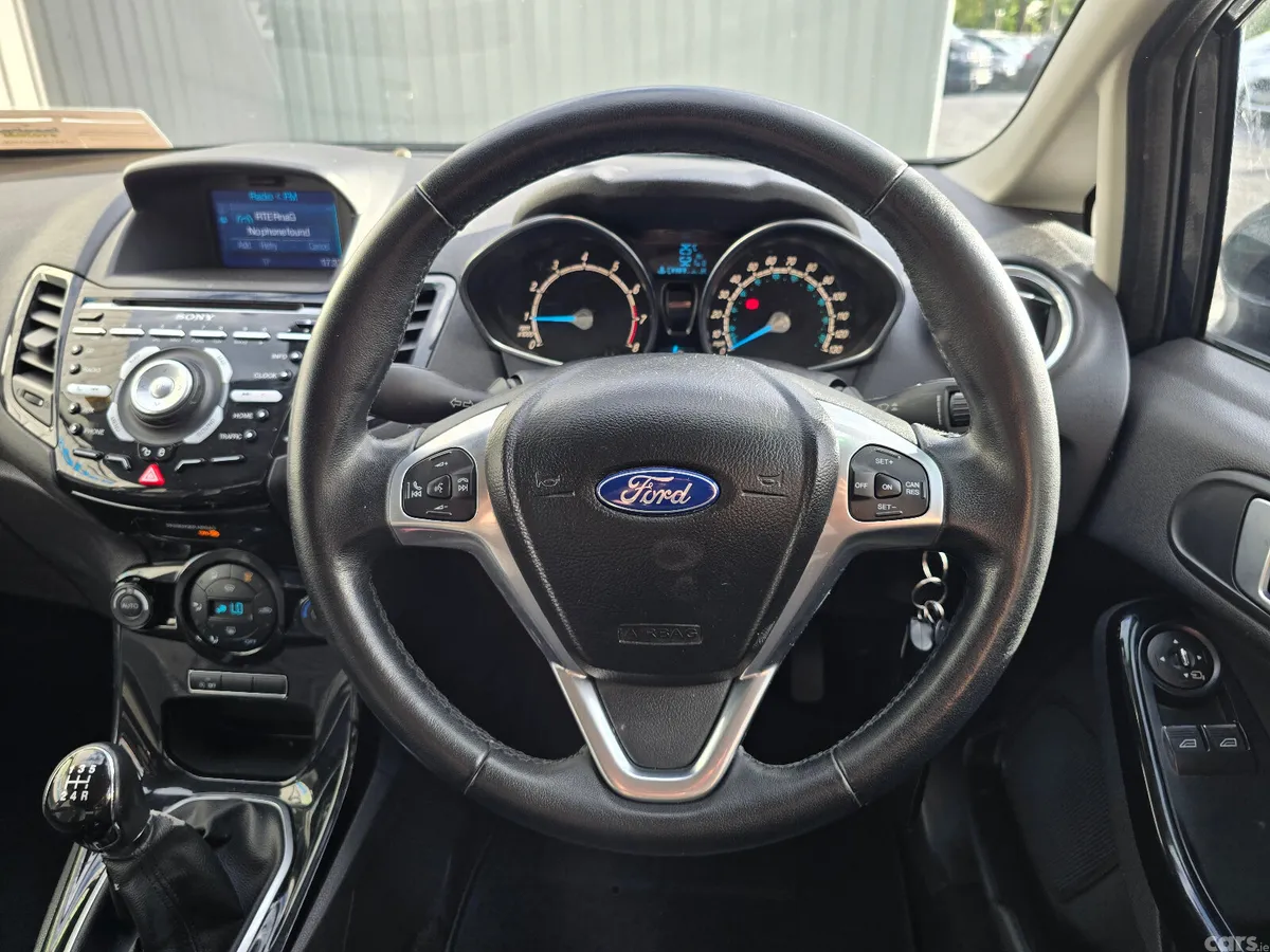 Ford Fiesta Hatchback, Petrol, 2014, Black