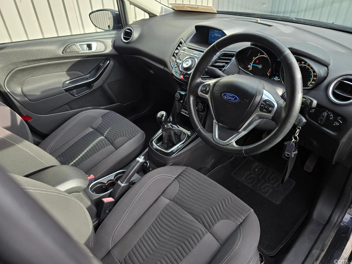 Ford Fiesta Hatchback, Petrol, 2014, Black