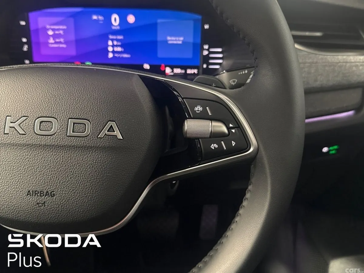 Skoda Octavia Saloon, Petrol Hybrid, 2025, Grey