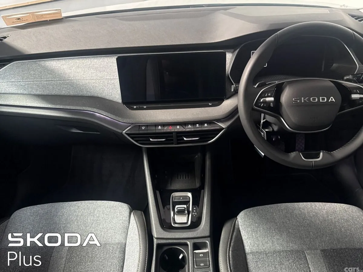 Skoda Octavia Saloon, Petrol Hybrid, 2025, Grey