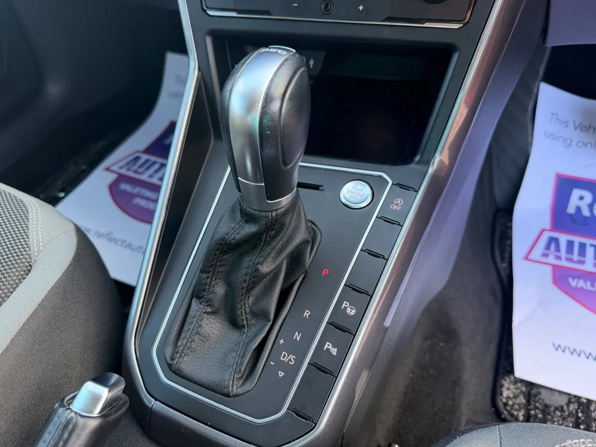 Volkswagen Polo Hatchback, Petrol, 2019, Red