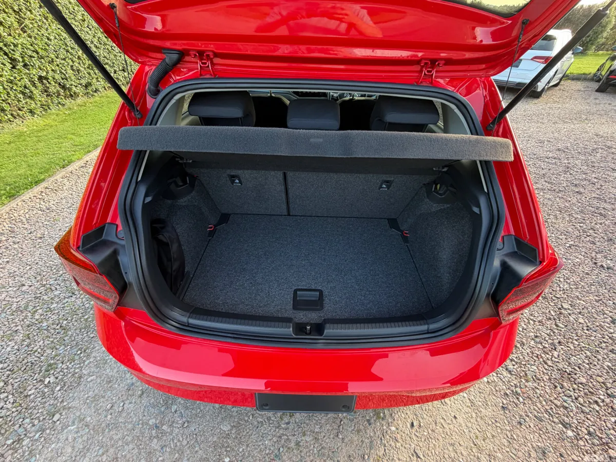 Volkswagen Polo Hatchback, Petrol, 2019, Red