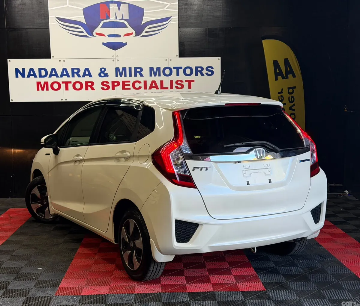 Honda Fit Hatchback, Petrol Hybrid, 2016, Silver