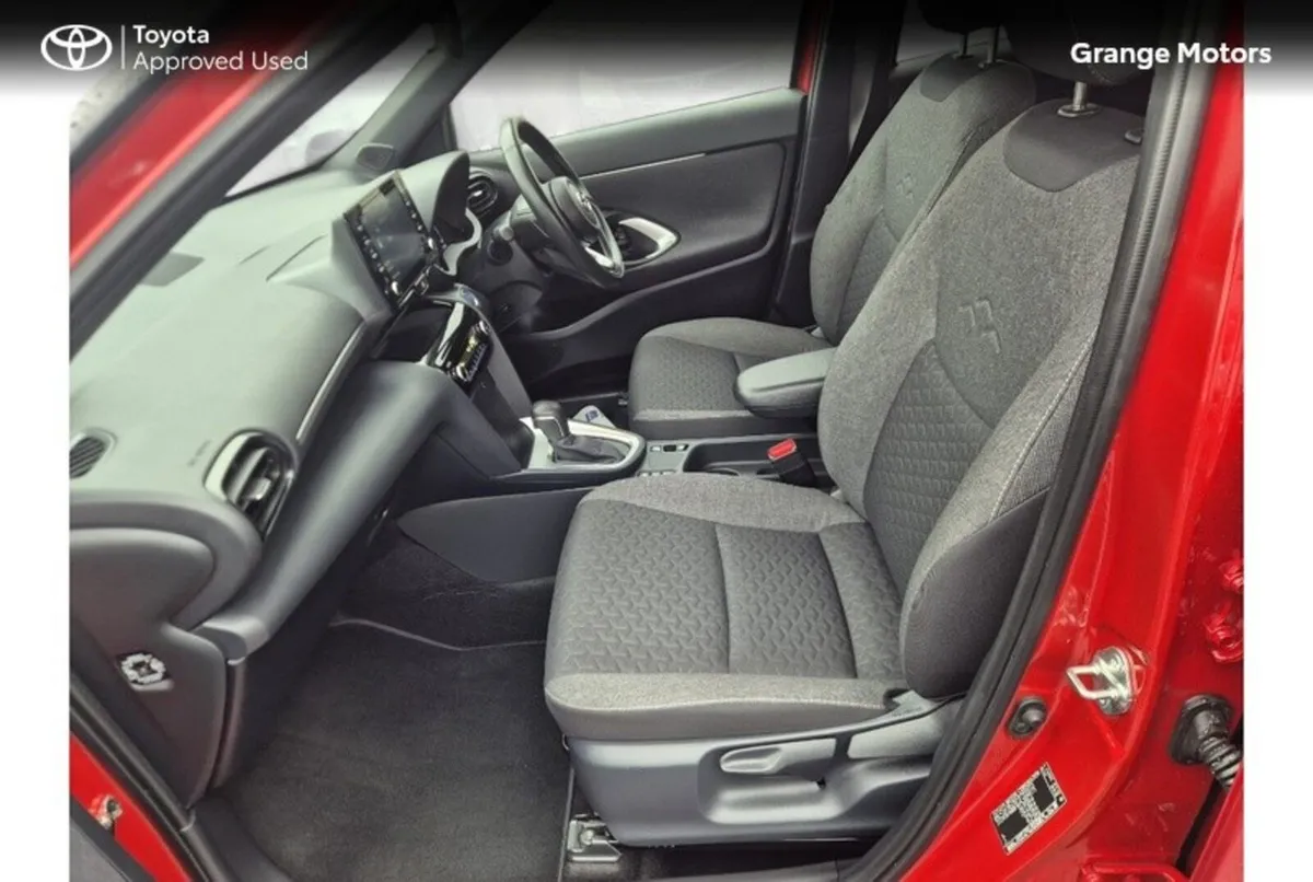 Toyota Yaris Cross Hatchback, Petrol Hybrid, 2024, Red