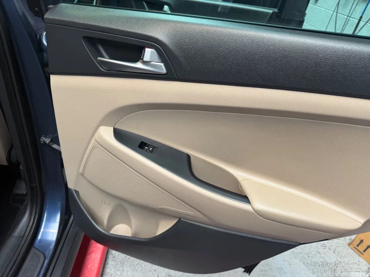 Hyundai Tucson SUV, Diesel, 2018, Blue