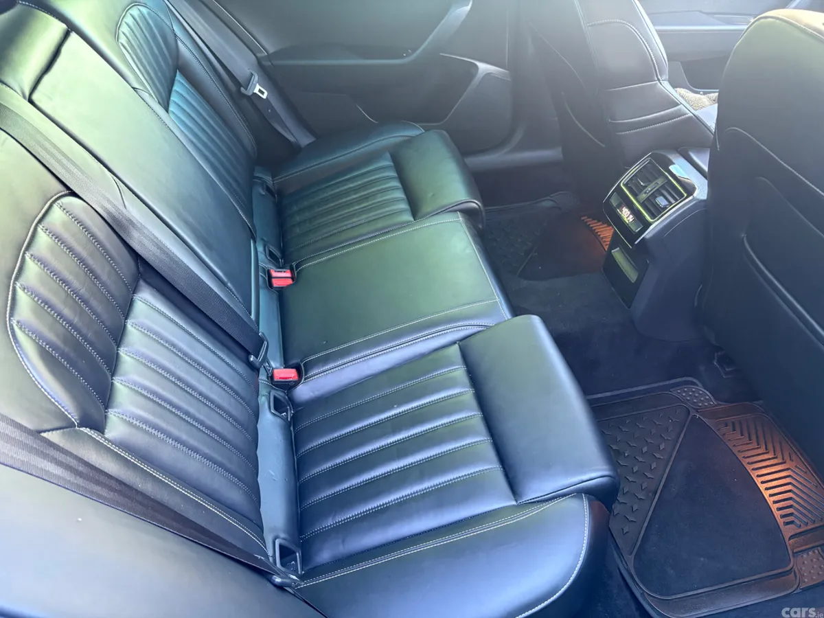 Skoda Superb Hatchback, Diesel, 2020, Grey