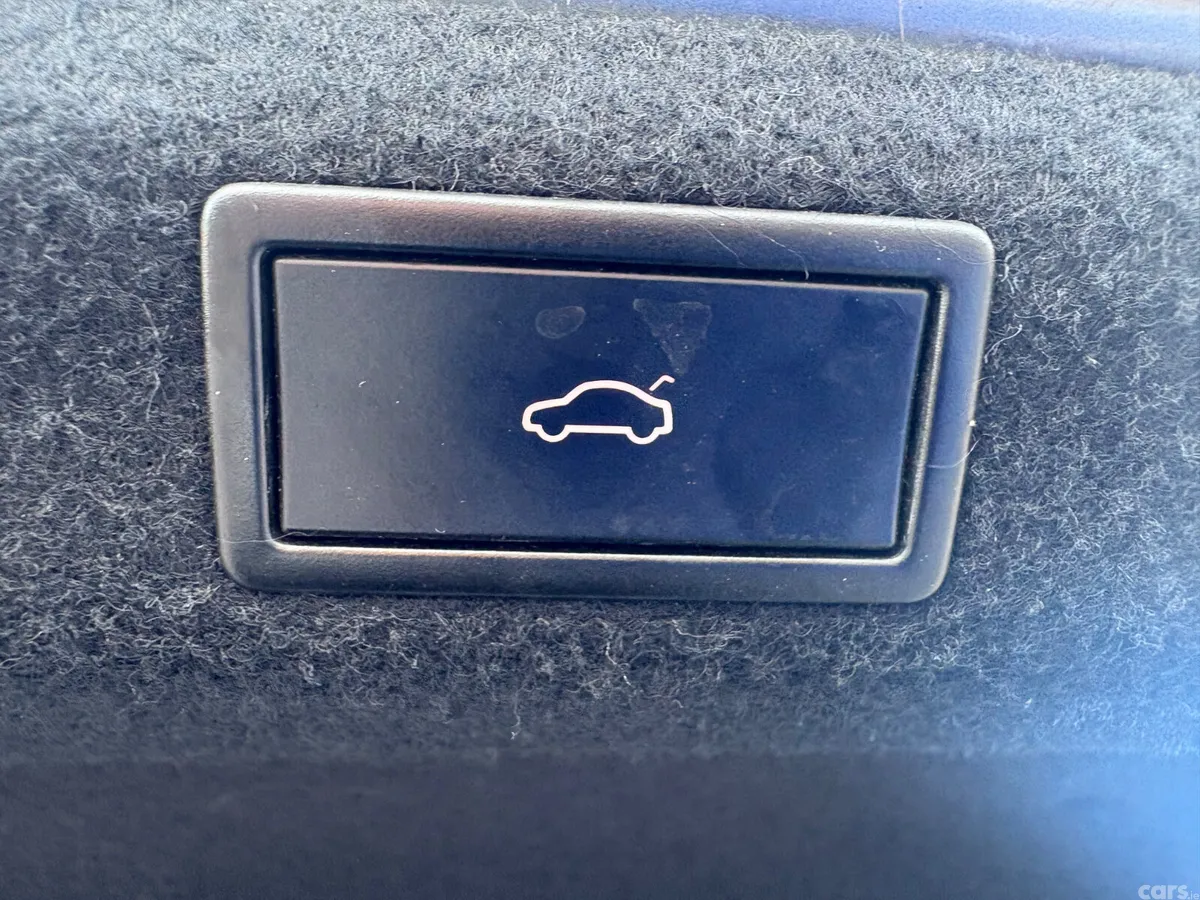 Skoda Superb Hatchback, Diesel, 2020, Grey