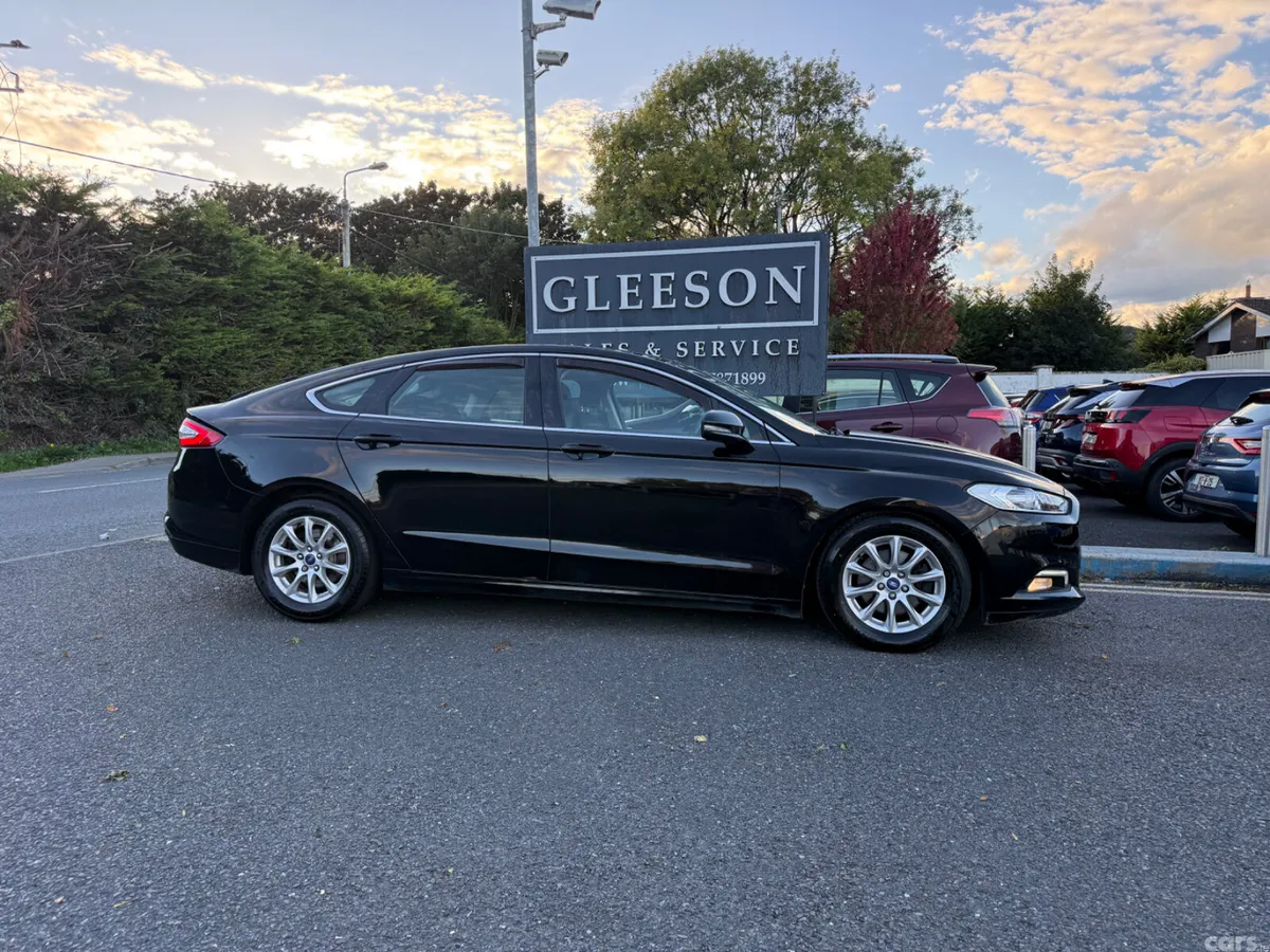 Ford Mondeo Hatchback, Diesel, 2016, Black