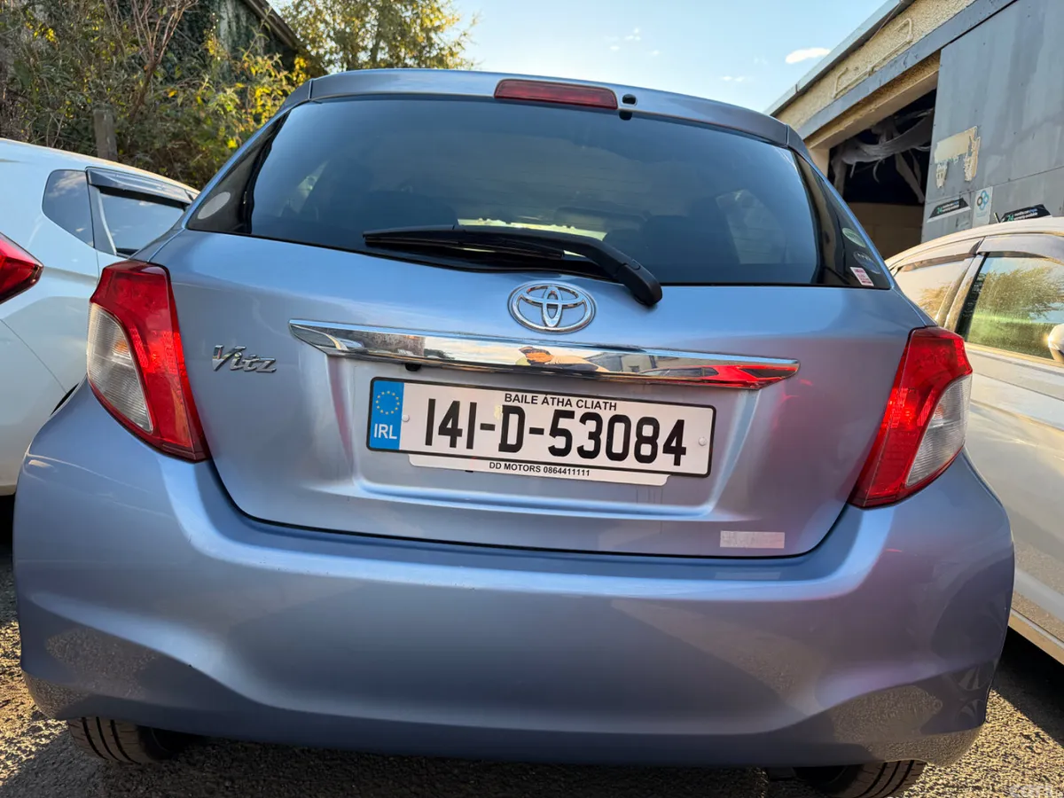 Toyota Vitz Hatchback, Petrol, 2014, Blue