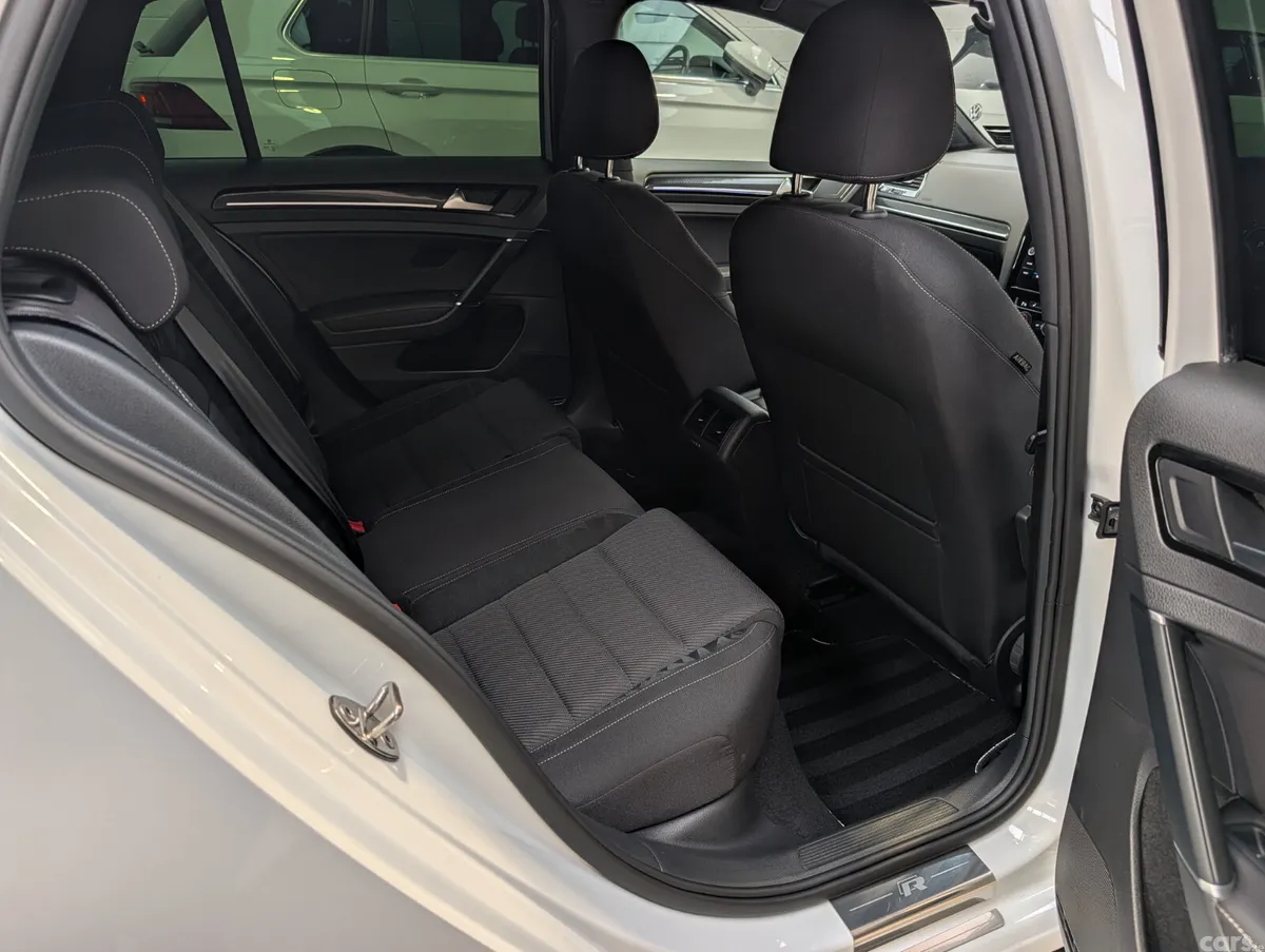 Volkswagen Golf Hatchback, Petrol, 2020, White