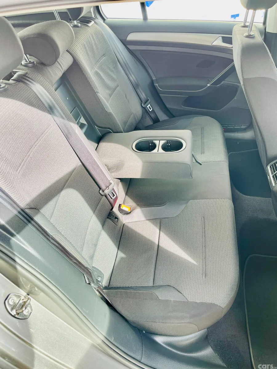 Volkswagen Golf Hatchback, Petrol, 2016, Grey