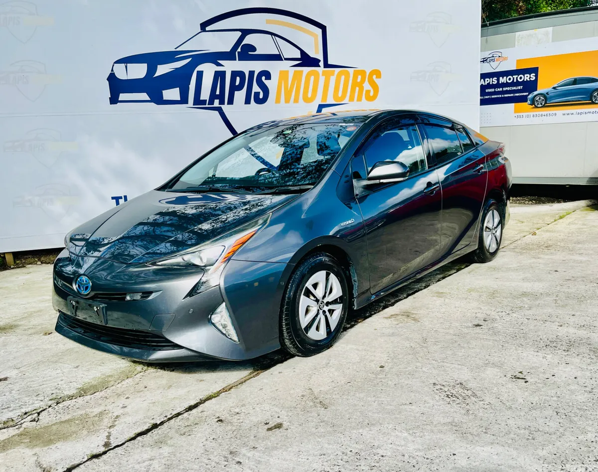 Toyota Prius Hatchback, Petrol, 2016, Grey