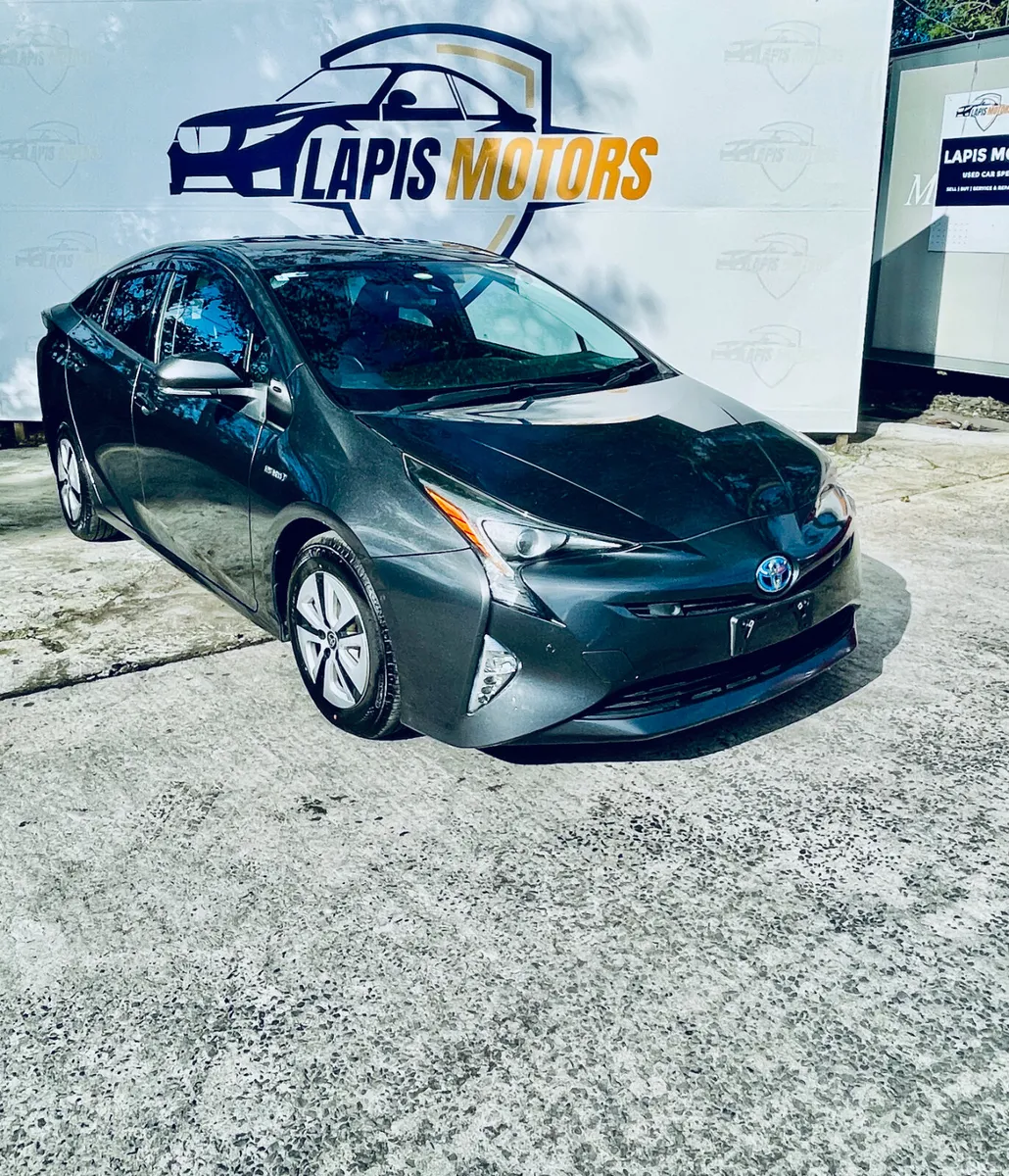 Toyota Prius Hatchback, Petrol, 2016, Grey