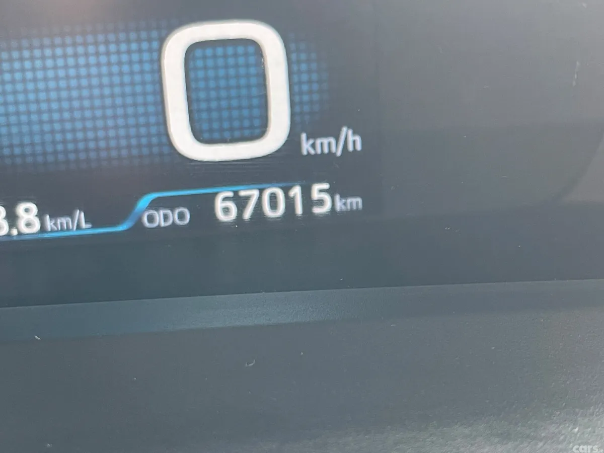 Toyota Prius Hatchback, Petrol, 2016, Grey