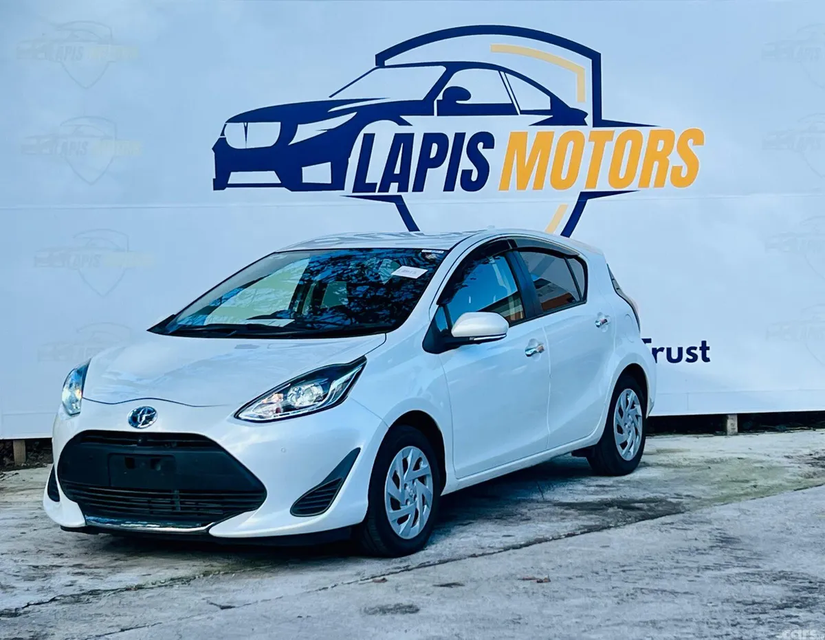 Toyota Aqua Hatchback, Petrol, 2021, White