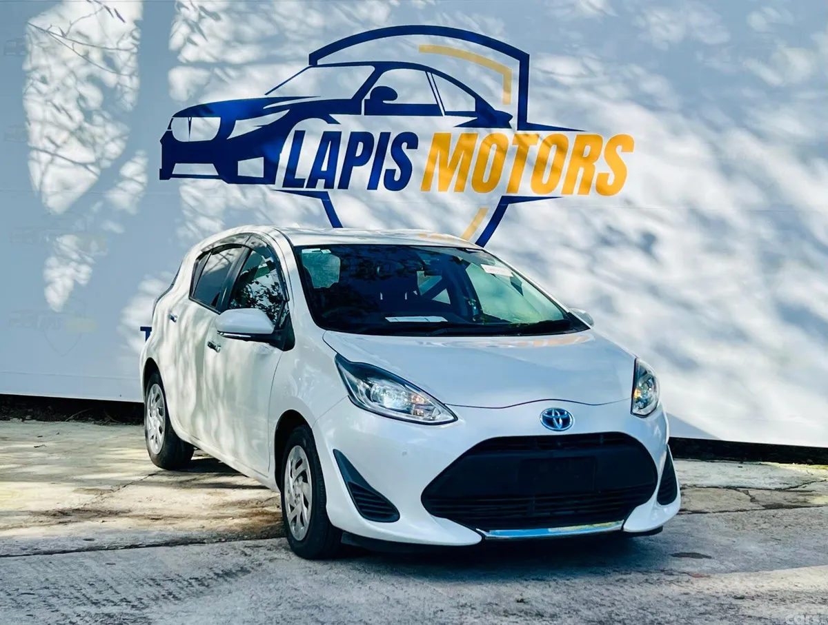 Toyota Aqua Hatchback, Petrol, 2021, White