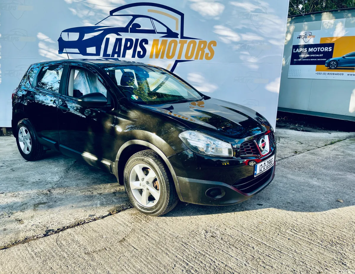 Nissan Qashqai Hatchback, Diesel, 2012, Black