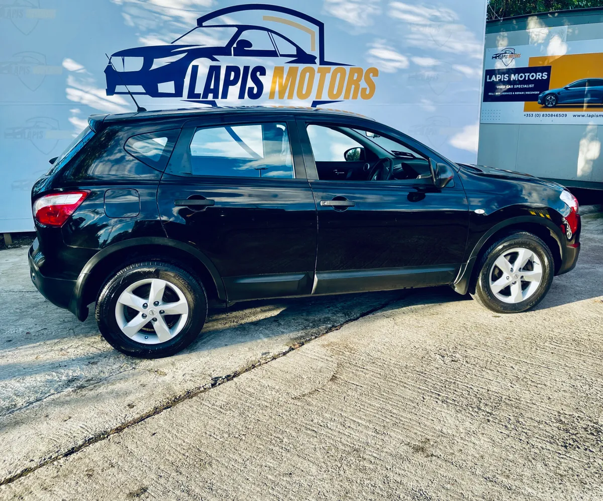 Nissan Qashqai Hatchback, Diesel, 2012, Black