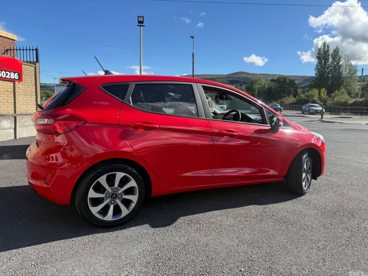 Ford Fiesta Hatchback, Petrol, 2021, Red