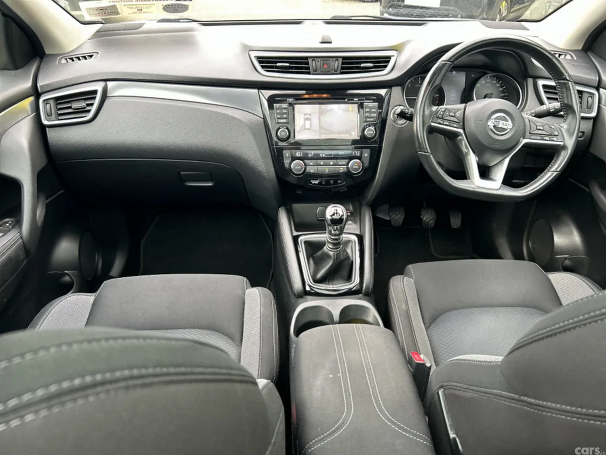 Nissan Qashqai MPV, Diesel, 2018, Grey