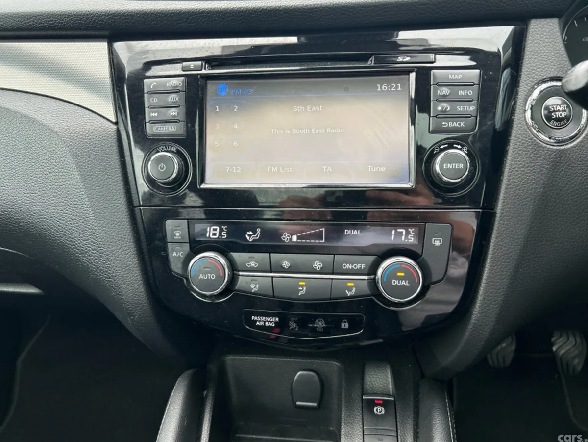 Nissan Qashqai MPV, Diesel, 2018, Grey