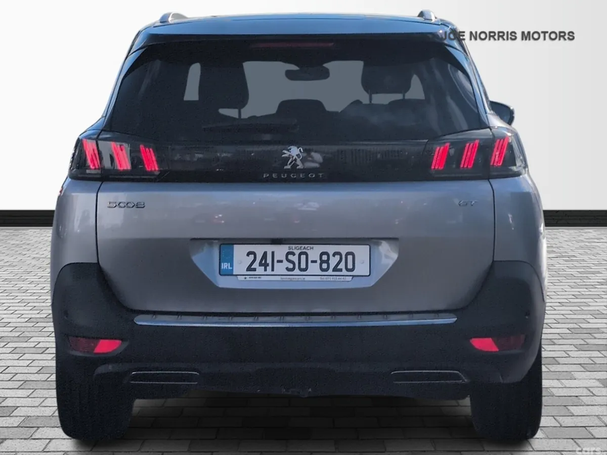 Peugeot 5008 MPV, Petrol Hybrid, 2024, Grey