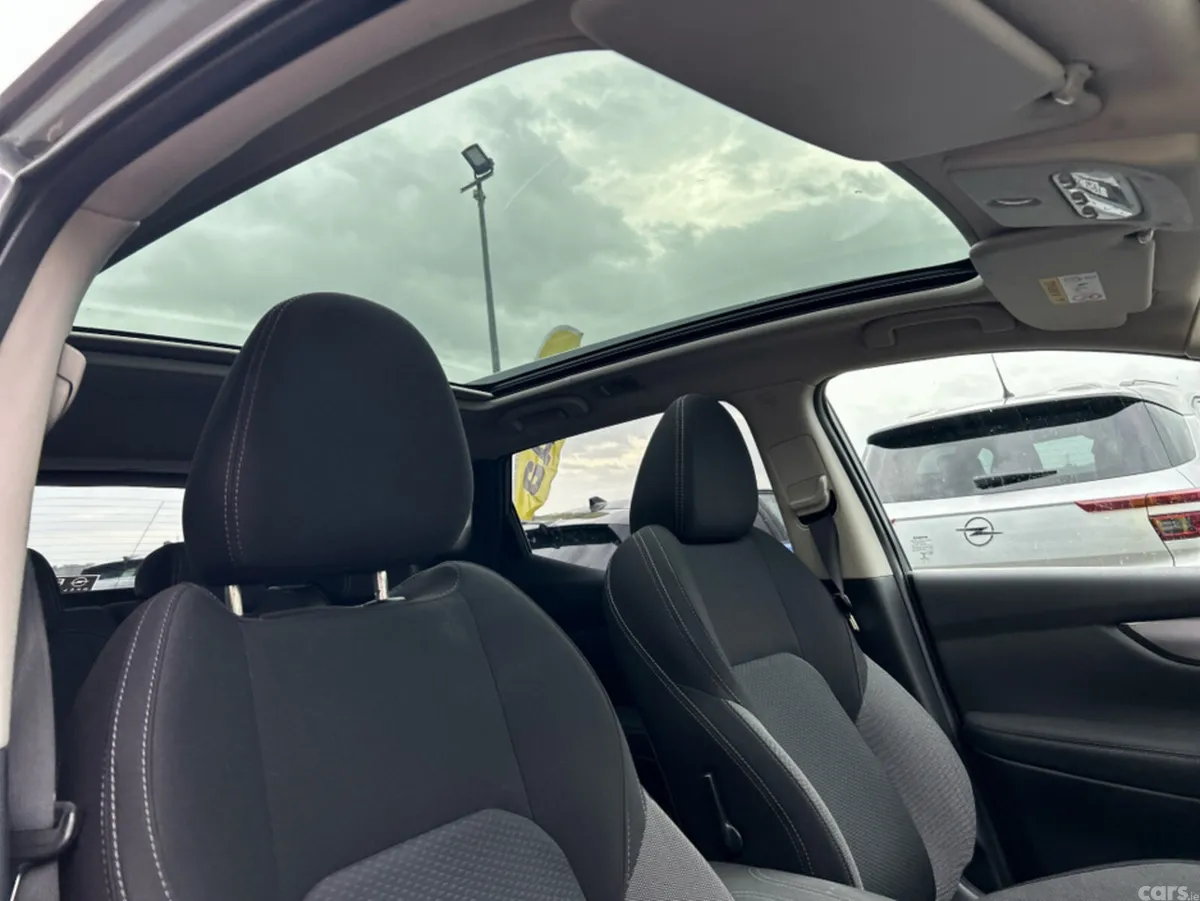 Nissan Qashqai MPV, Diesel, 2018, Grey