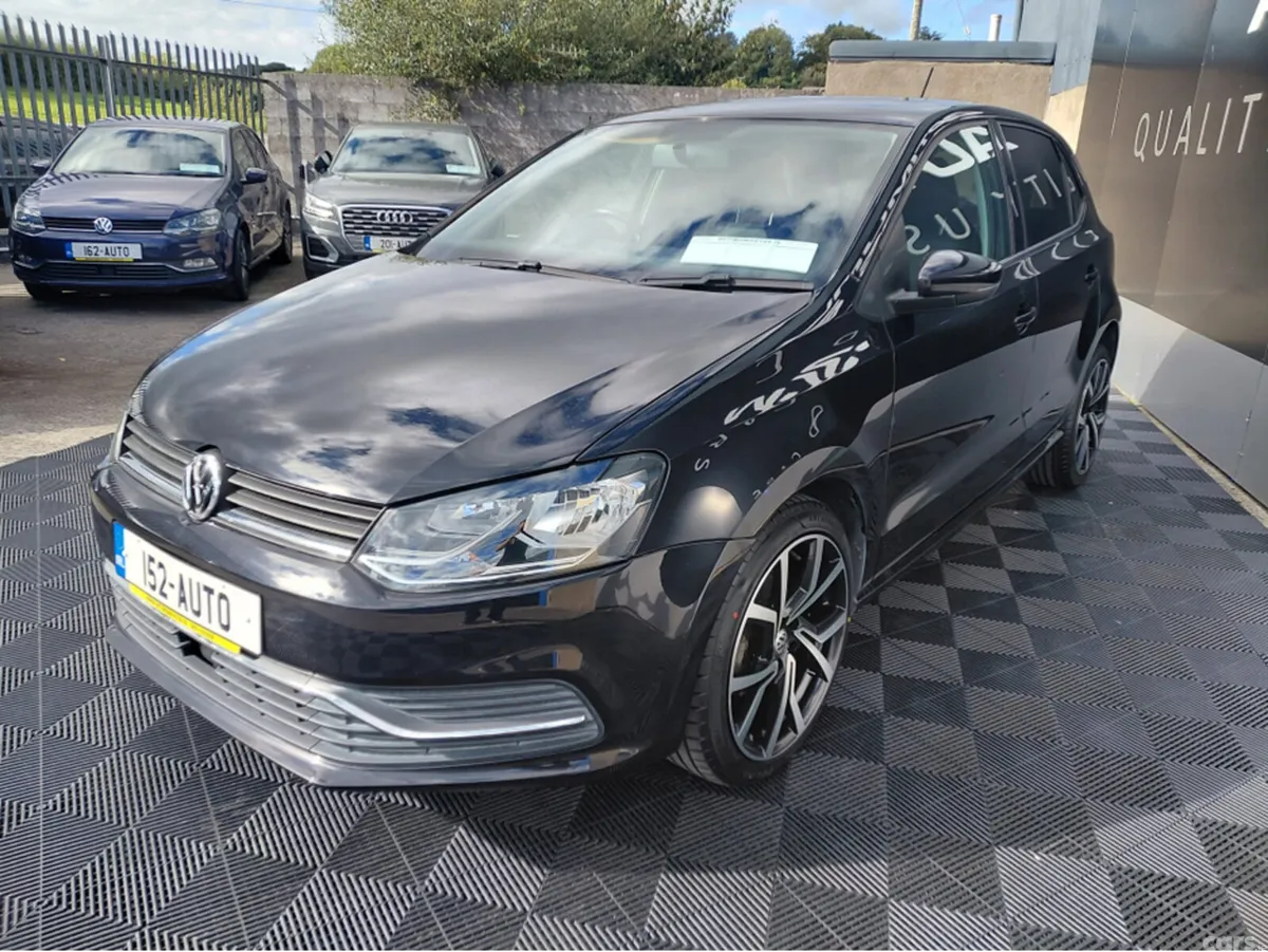 Volkswagen Polo Hatchback, Petrol, 2015, Black