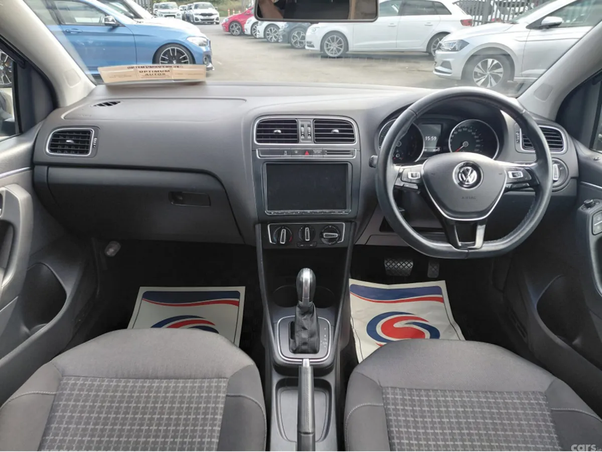 Volkswagen Polo Hatchback, Petrol, 2015, Black