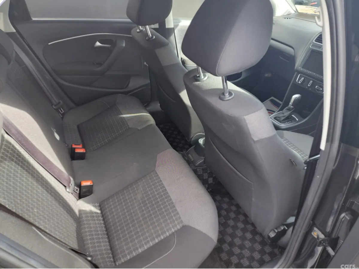 Volkswagen Polo Hatchback, Petrol, 2015, Black