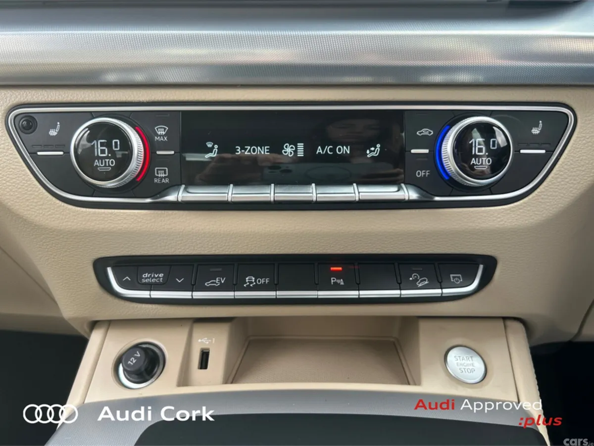 Audi Q5 SUV, Petrol Plug-in Hybrid, 2021, Blue